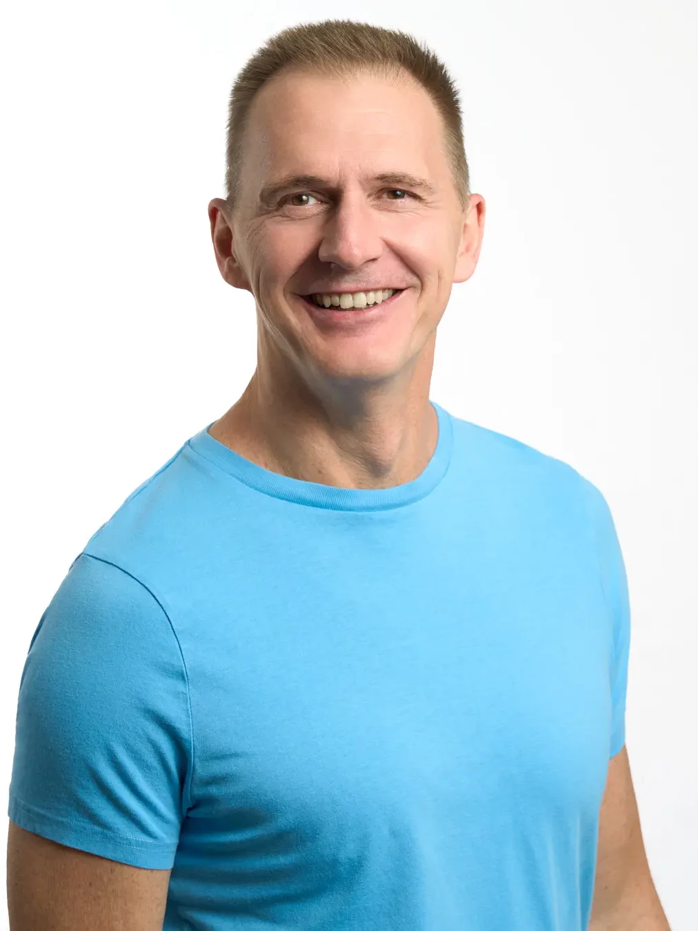 Richard Rocker - Head shot light blue_web