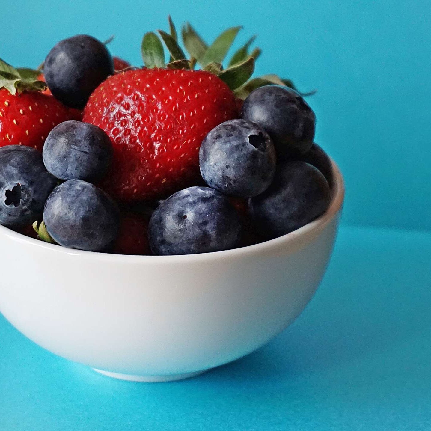 healthy food bowl of berries